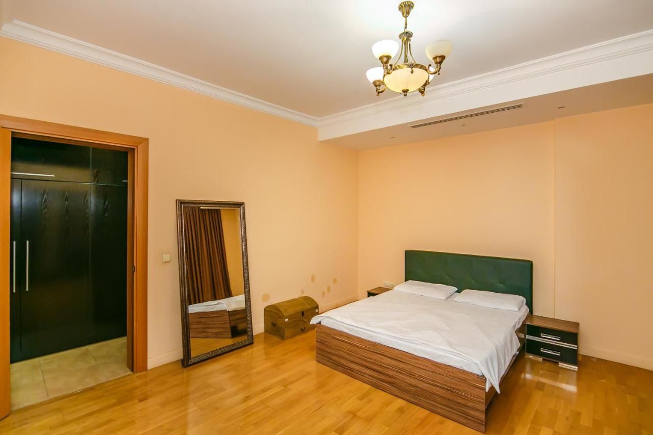 Апартаменты Apartment near Metro Nizami Баку