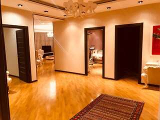 Апартаменты Apartment near Metro Nizami Баку Апартаменты-7